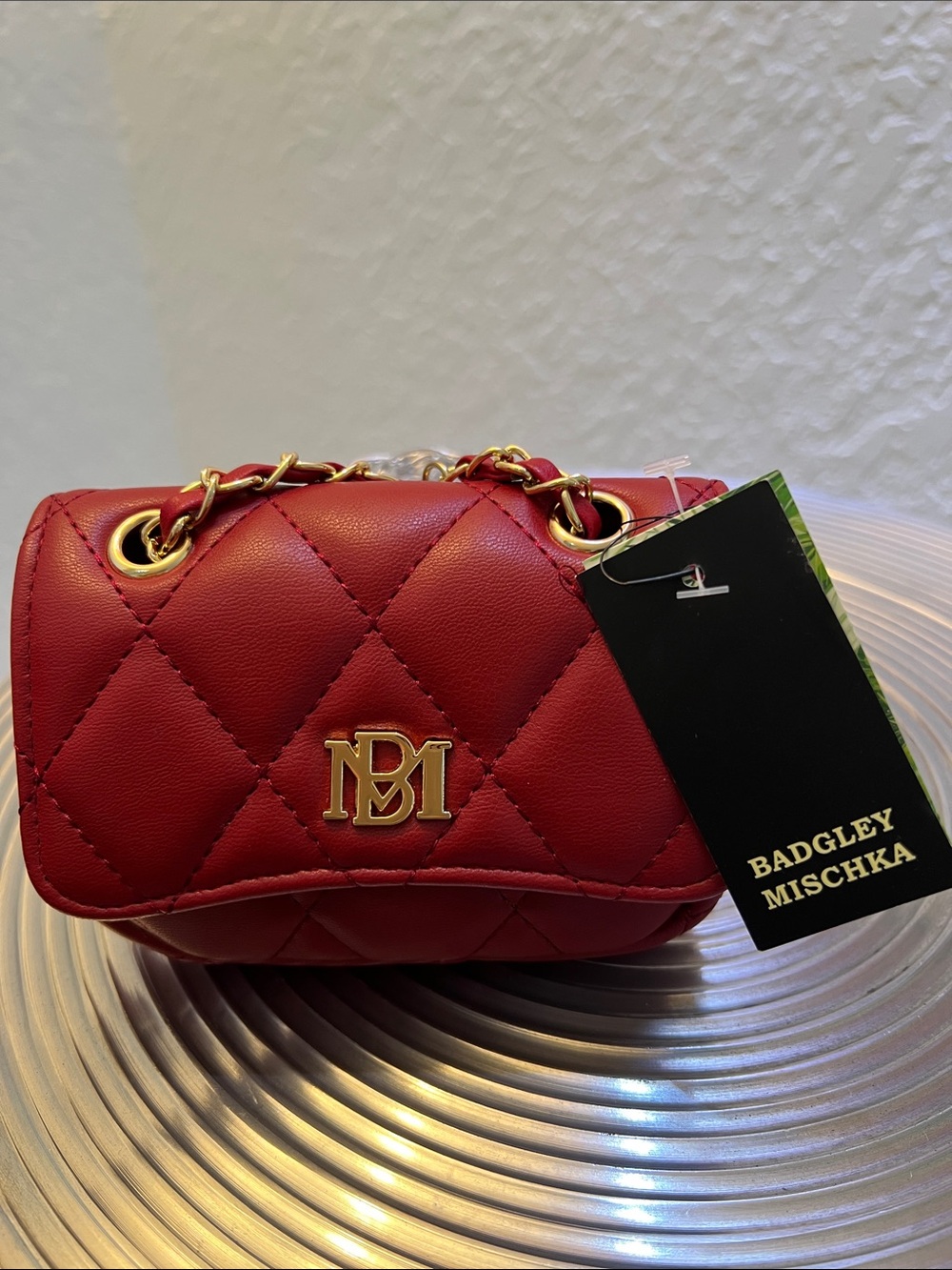 BADGLEY MISCHKA VEGAN LEATHER 
RED MINI PURSE with RING